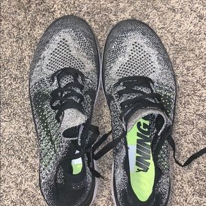 NIKE FREERUN FLYKNIT